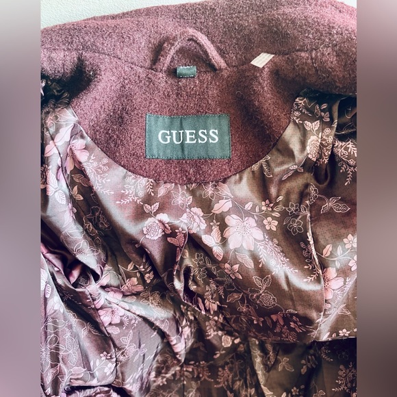 Feminine Military Coat - Picture 6 of 7